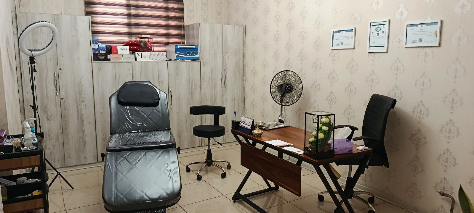 فضای کلینیک زیبایی دکتر سیده زهرا حسینی