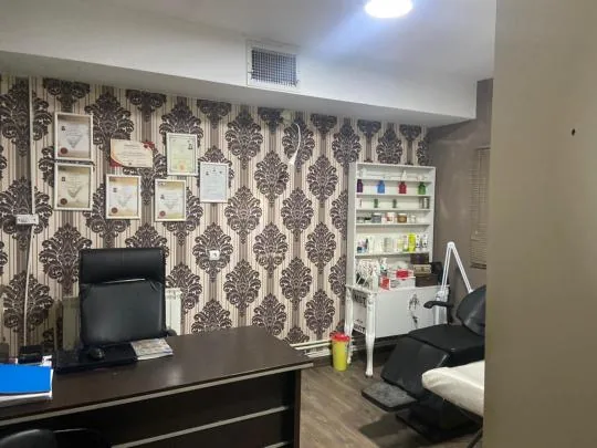فضای کلینیک پوست و مونسیم